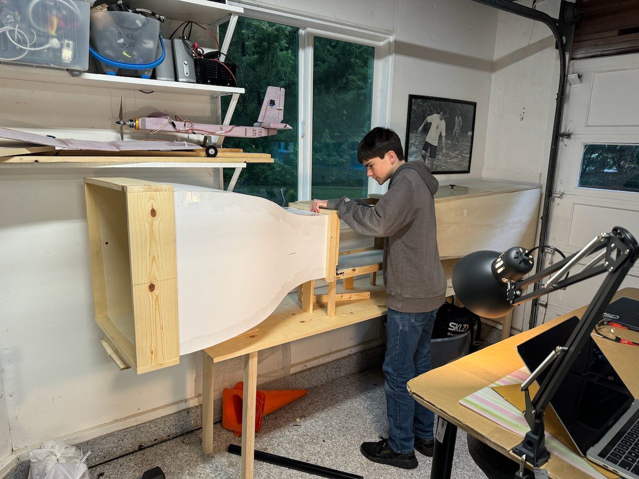 Building a Low-Speed Wind Tunnel